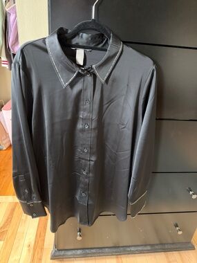 Classic Black Womens Satin Button-Up Shirt with Contrast Stitching